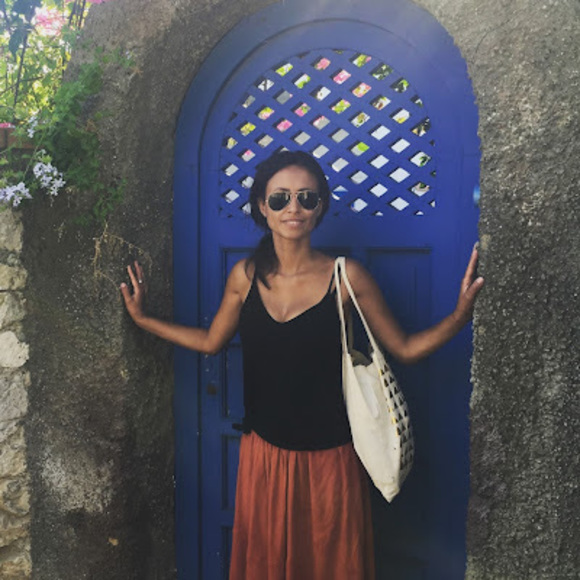 Meet your Posher, Tatiana - Picture 1 of 1